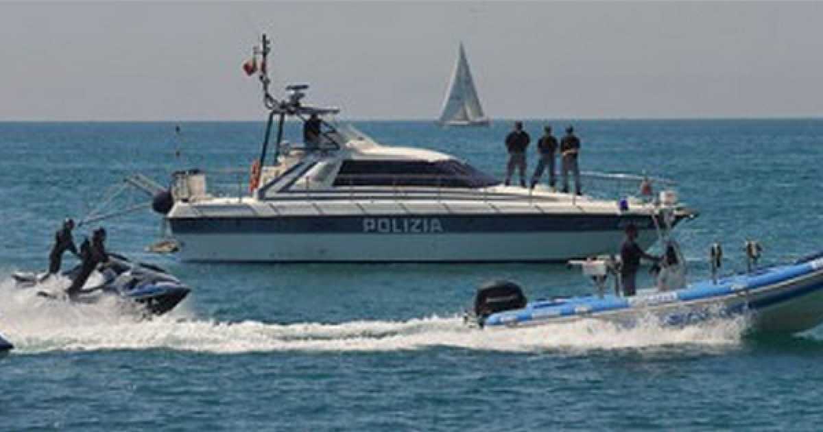 Barche e acquascooter terrore dei bagnanti: la costa barese � pericolosa